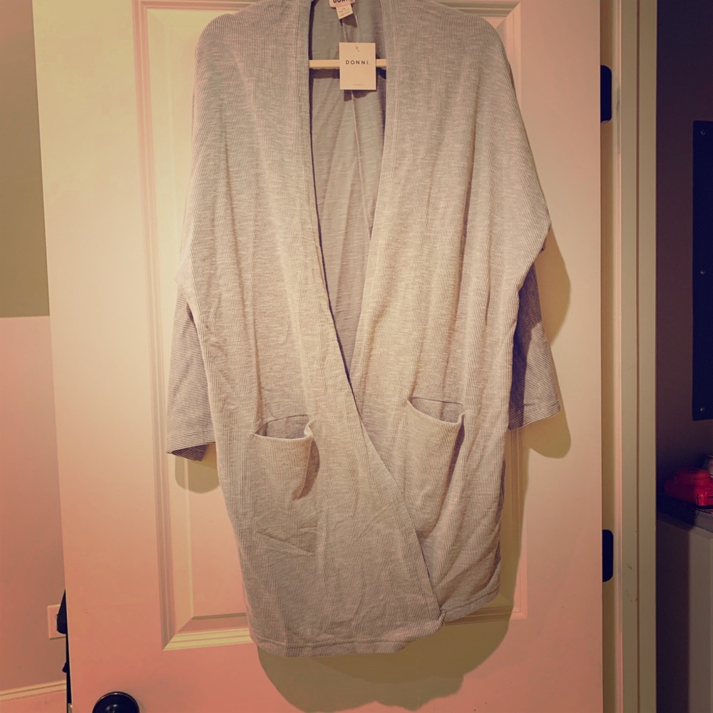 Women’s OSFA Sweater/Wrap. DONNI brand